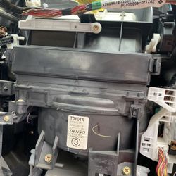 HVAC Ac Heater Core & Blower Unit OEM | 2003-2008 Toyota Matrix, Corolla | 