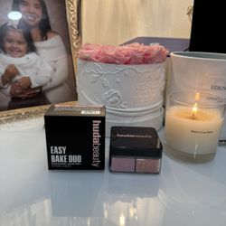 HUDA BEAUTY  Easy Bake Loose Powder Brightening + Correcting Duo💕