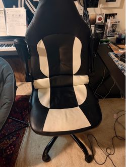 gaming chair