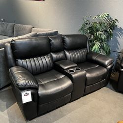 Black Fabric Manual / Power Recline Loveseat - Hampton 