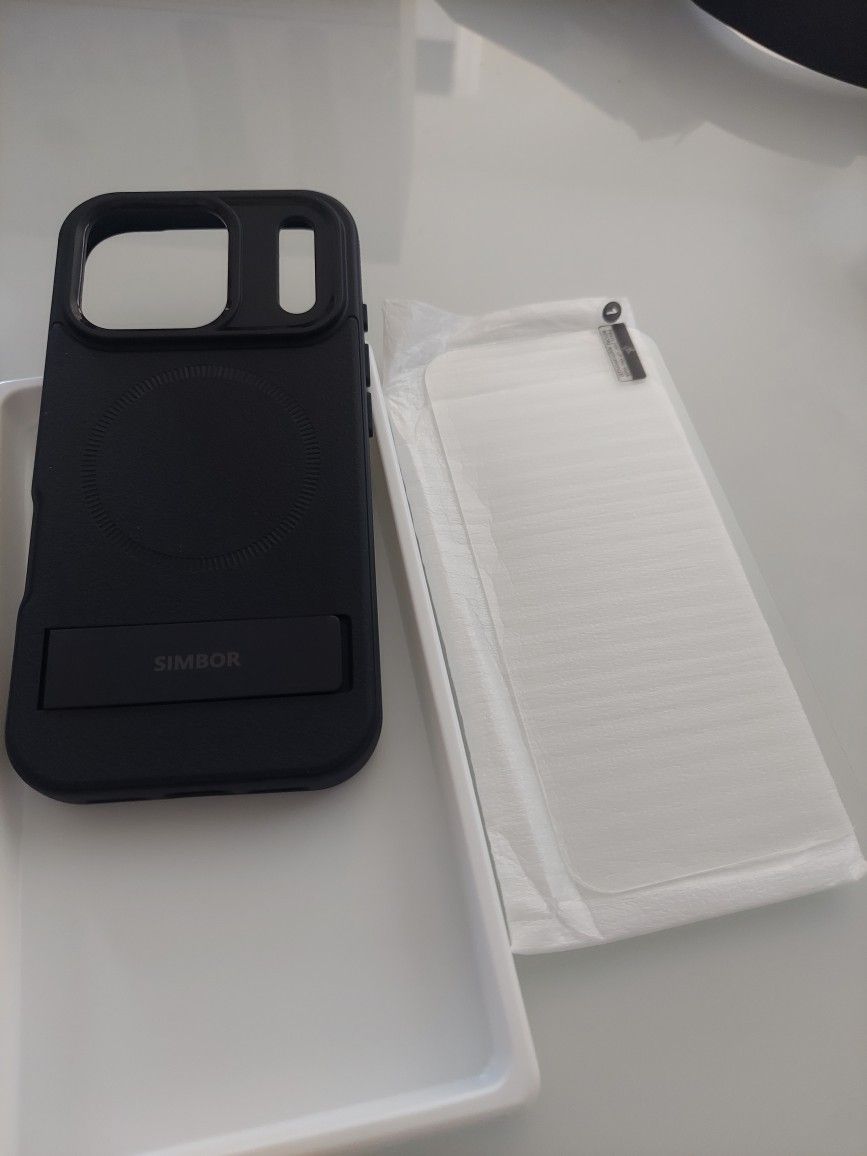 I Phone 17 Pro Cover & Screen Protector