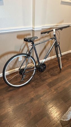 SCHWINN “ Phocus 1500, 20 In. M-Frame, 6061 Aluminum, 700 X 26 C Tires, Nothing To Fix