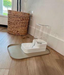 Automatic Pet Water Dispenser with Mat
