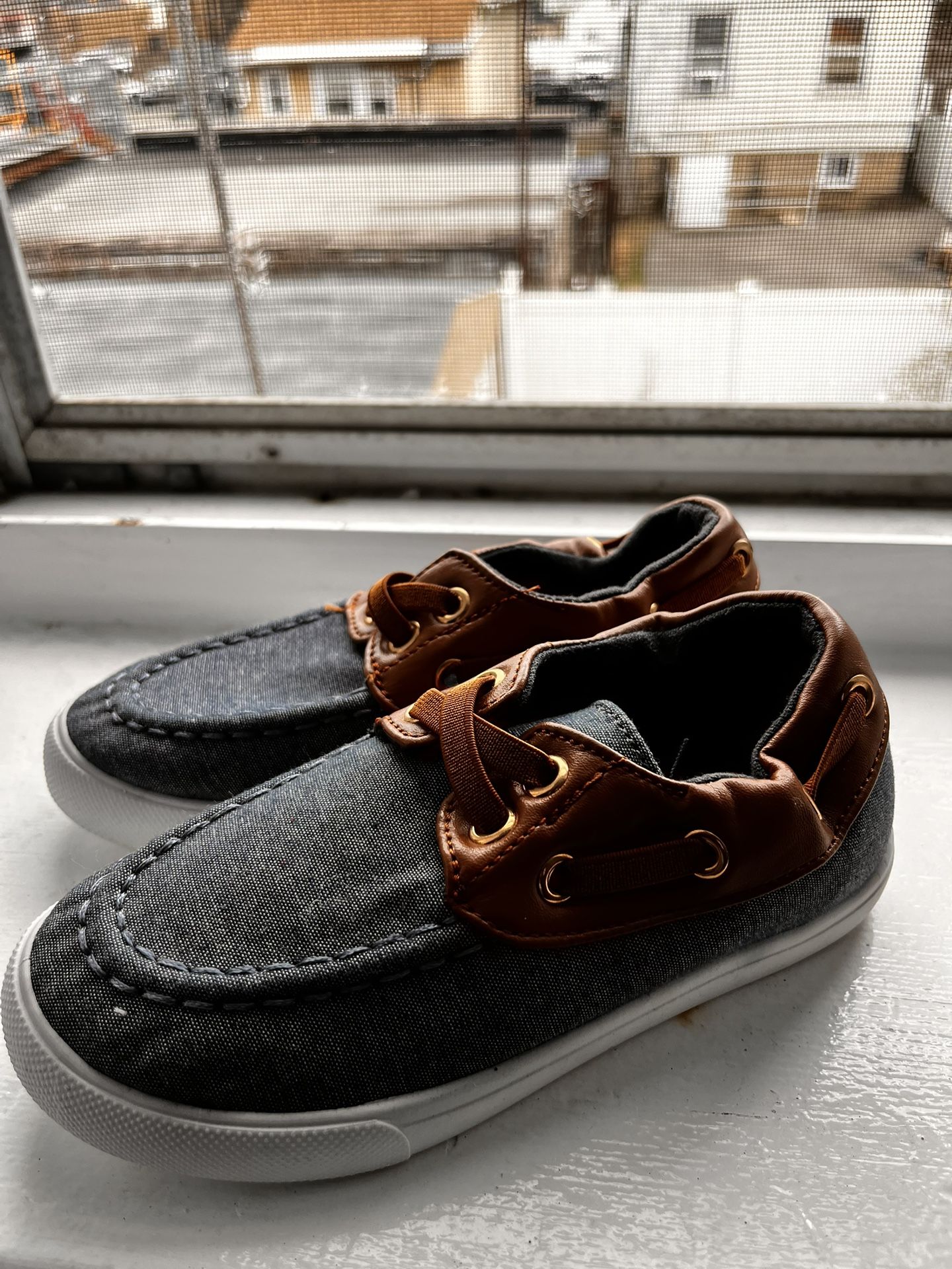 Boys FabKids Water Shoes (Size 10)