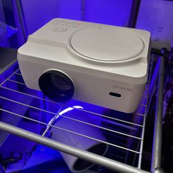 🌟 Nice 1080p Projector (2800 Lumens) - Movie Night Hero! 🎬