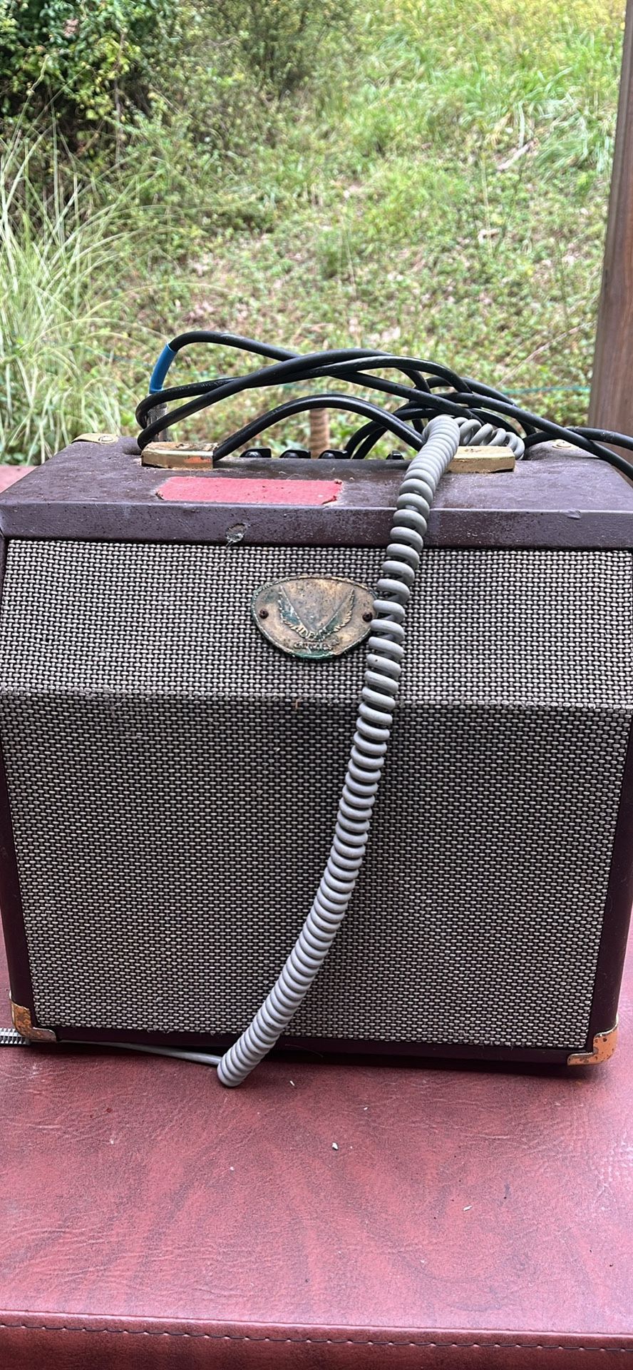 Dean 15C Acoustic Amp. for Acoustic Guitars Built-in Effects Great Condition!