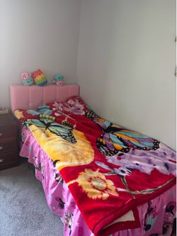 Twin bed very clean