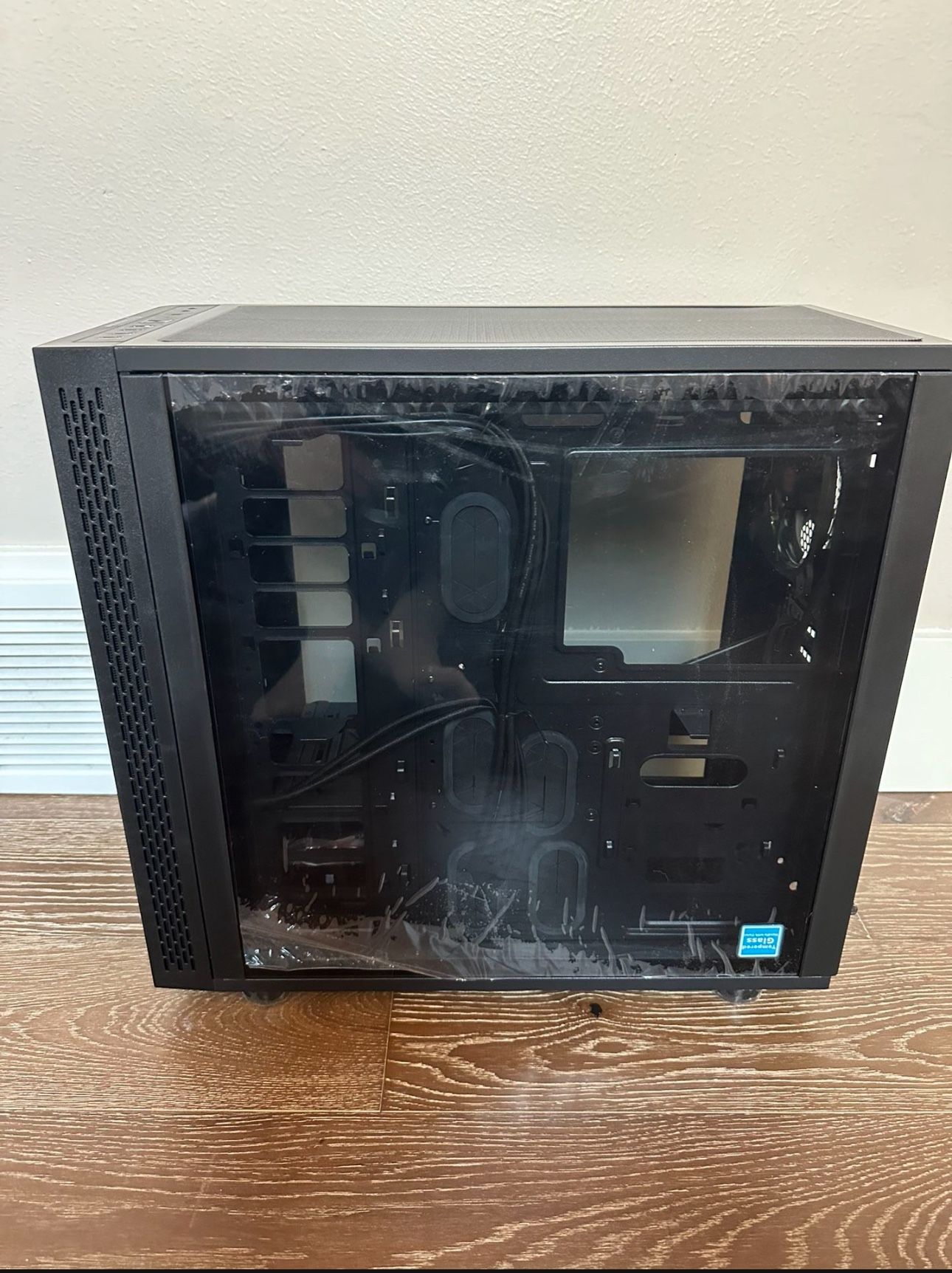 PC Tower Case NEW, Thermaltake View 31 (3rgb Fans Included) MSRP $160