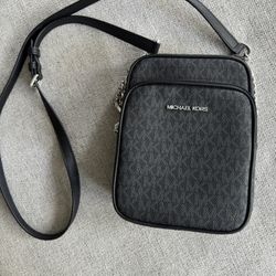 Michael Kors Crossbody Bag