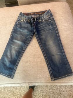 Woman’s cropped Rock Rival size 27