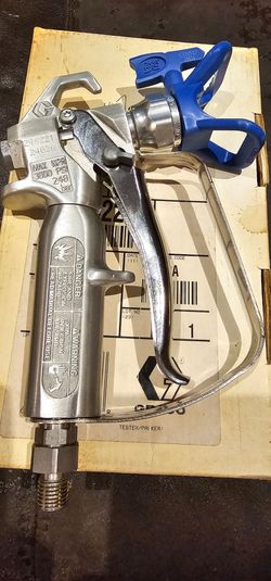 NEW Graco Contractor Airless Paint Spray Gun 4-Finger - 246221 (3600 PSI)
