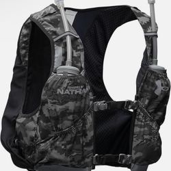 NWT Under Armour Infinite 8L Race Vest Black Reflective~SIZE: Small