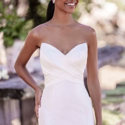 Alure Romance Designer Wedding Gown