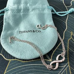 Tiffanys Bracelet 