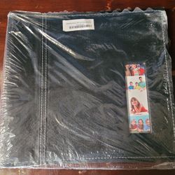 Photobooth Guest Book And Magnetic Frames