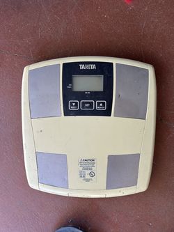 Tanita scale tracks weight 12”x12”