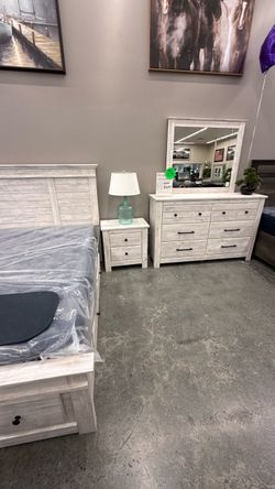 4 PC KING BEDROOM SET