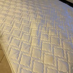 Queen Mattress 