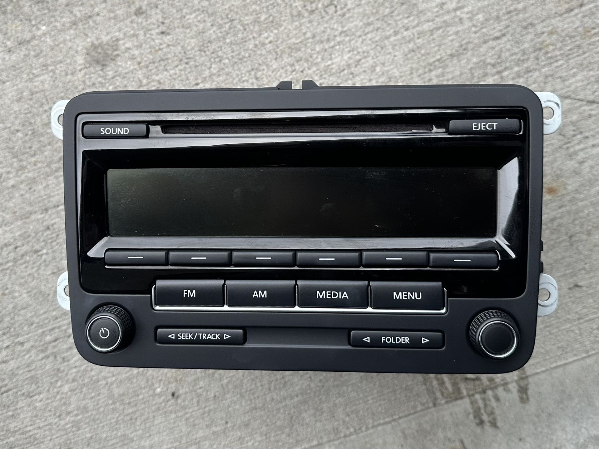 2014-2017 Volkswagen Jetta Am Fm Cd Player Radio Receiver DVBI2