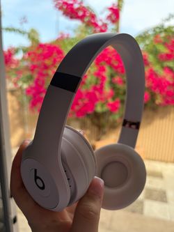 beats solo 4 CLOUD PINK