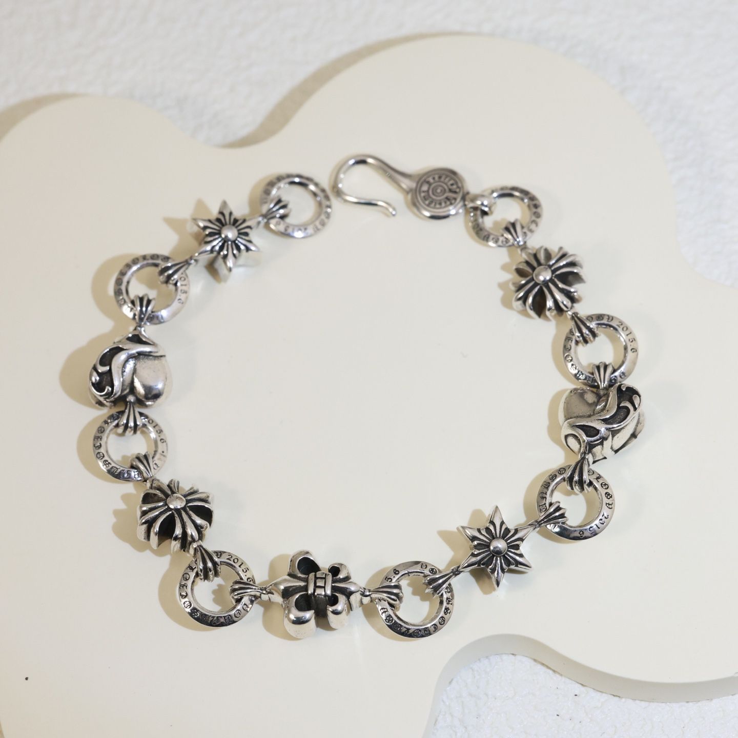 Chrome Hearts Unisex Curb Link Bracelet 20cmChrome Hearts Unisex Curb Link Bracelet 20cm Vintage Hypoallergenic Gothic Punk Jewelry with Cross Pendant