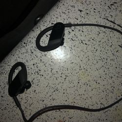 Beats Headphones (Bluetooth)