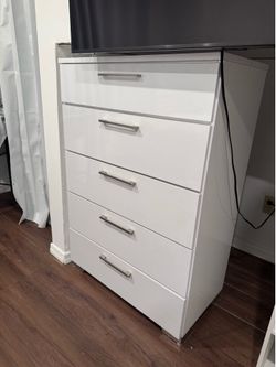 White dresser