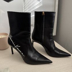 Versace Pointed Toe Boots