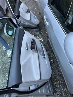 2009 Venza Scratched Doors, Good Mirrors