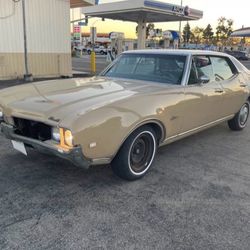 1969 Oldsmobile Cutlass