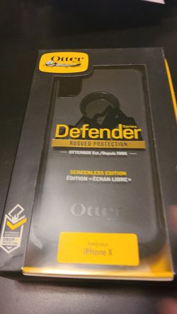 iPhone X and Xs black Otterbox Defender case
