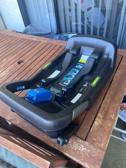 Nuna PIPA Car Seat Base