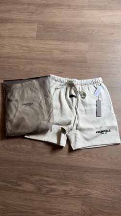 Light ottmeal essential shorts