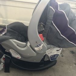 Car Seat With The Base For Infant  Baby 