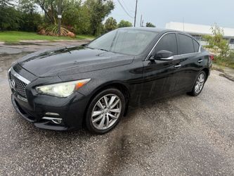 2015 Infiniti Q50