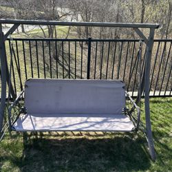 Outdoor Swing 