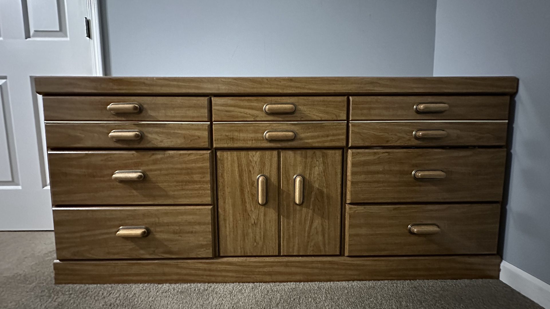 Wooden 8-Drawer Dresser