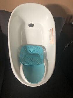 Baby bathtub
