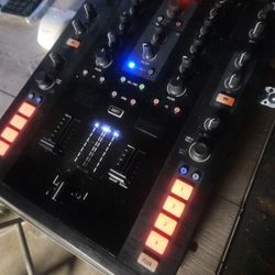 native instruments TRAKTOR Z2 MIXER ..$75