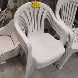 3 Chairs 