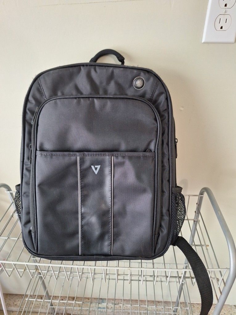 Travel Laptop Backpack

Computer Bag