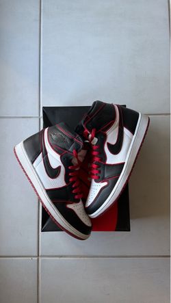 Jordan 1 bloodline size 10.5