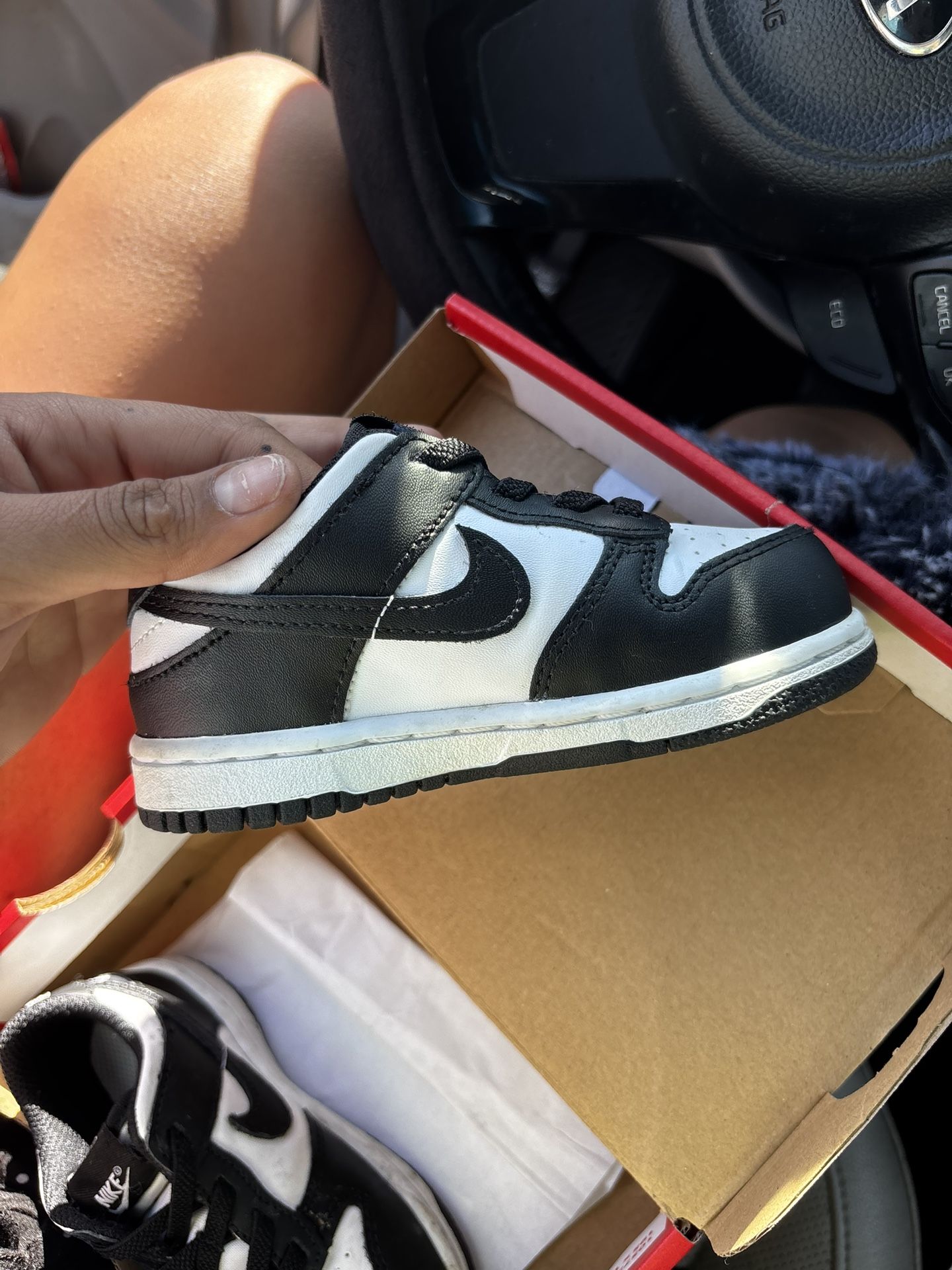 SIZE 8c Pandas $40