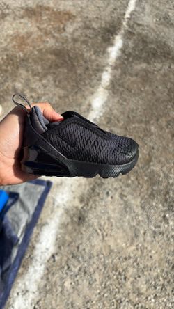 Nike 270 Black 