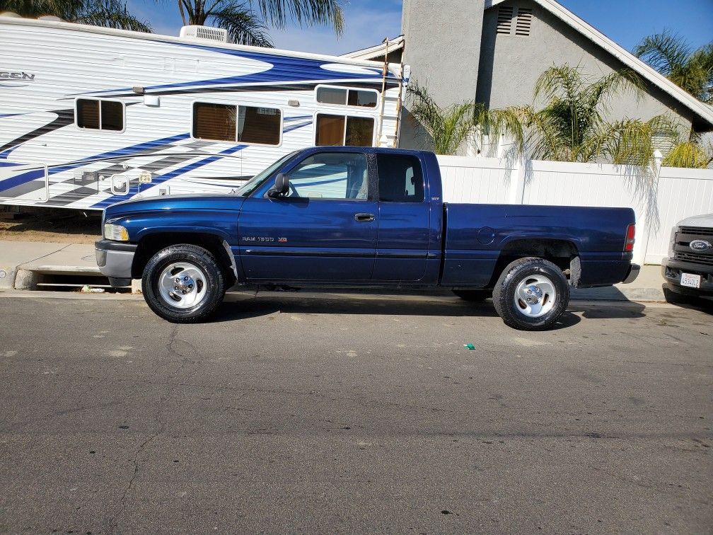 2000 Dodge Ram 1500