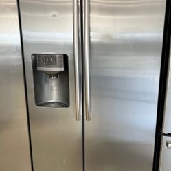 REFRIGERATOR SAMSUNG SIDE BY SIDE STAINLESS