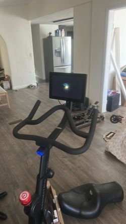 Echelon exercise bike