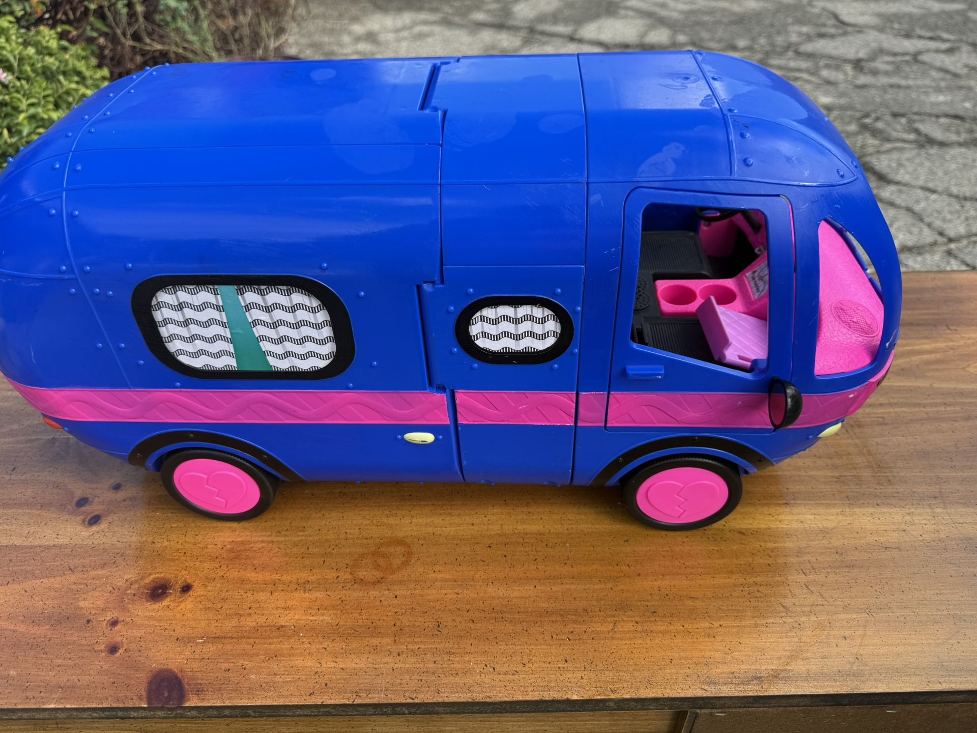 LOL OMG GLAMPER CAMPER LIKE NEW