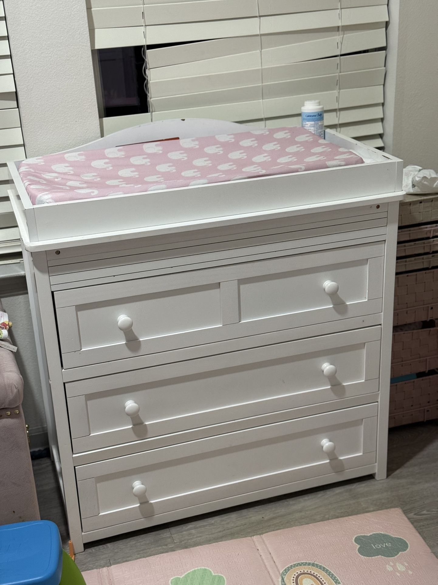  Changing Table