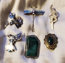 925 Various Brooches